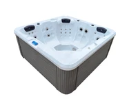 Bronte Deluxe Spa - Image 4